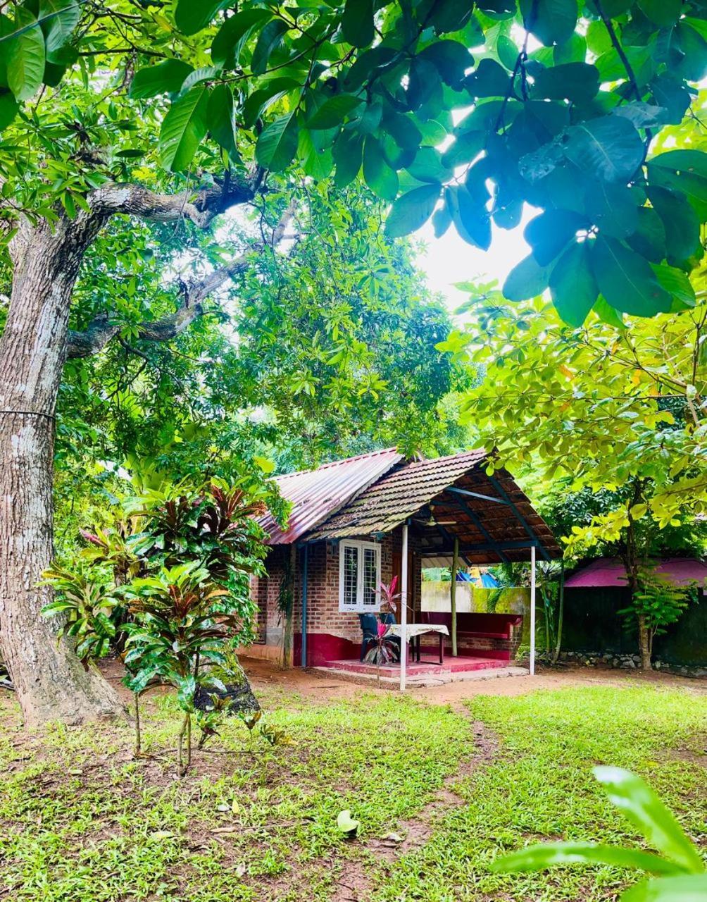Ashtamudivillas Kollam Exterior foto